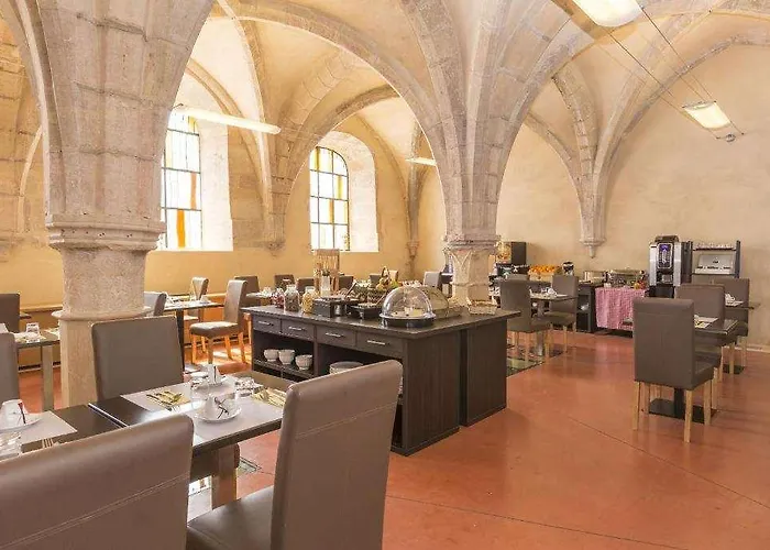 Odalys Les Cordeliers Отель *