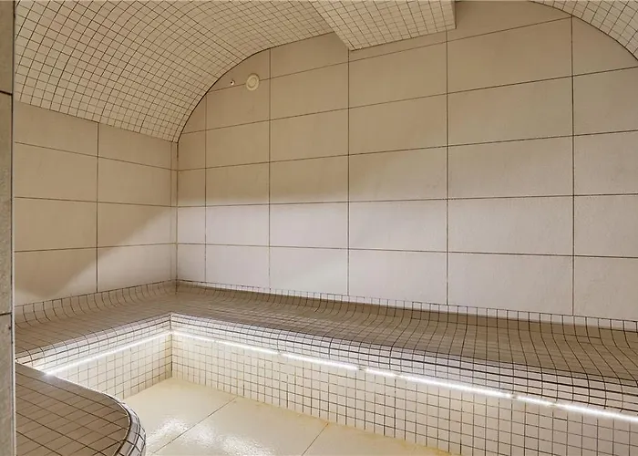 Отель Odalys Les Cordeliers Дижон